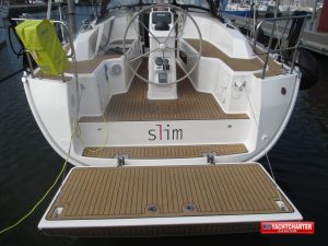 KM Yachtcharter Schiff